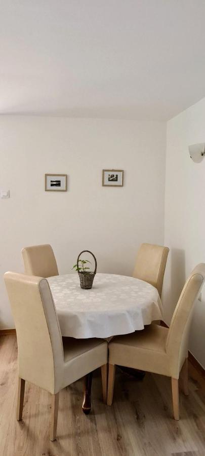 Apartment Mira Baška Exteriör bild