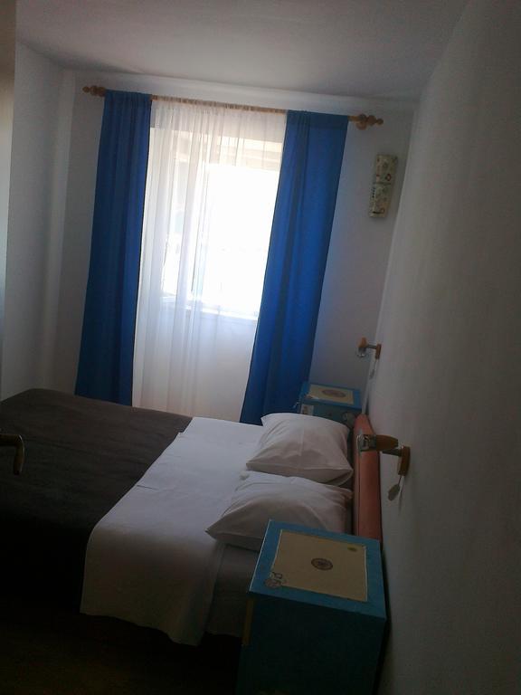 Apartment Mira Baška Exteriör bild